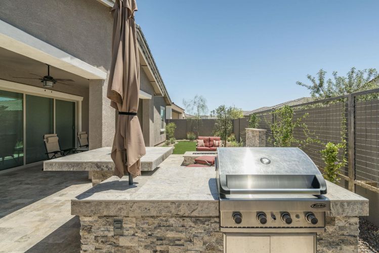 grass-kings-landscaping-outdoor-kitchens-13