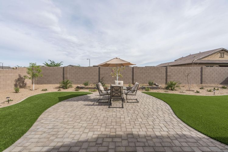 grass-kings-landscaping-pavers-1