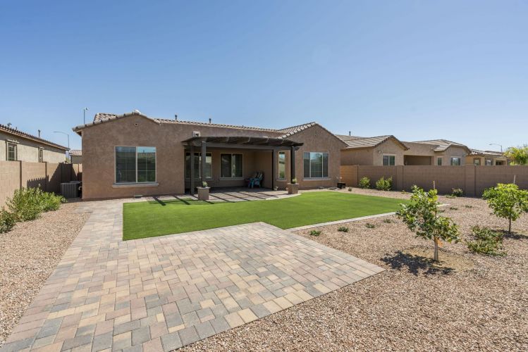 grass-kings-landscaping-pavers-12