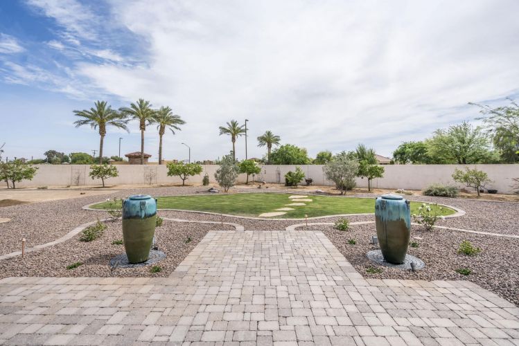 grass-kings-landscaping-pavers-86